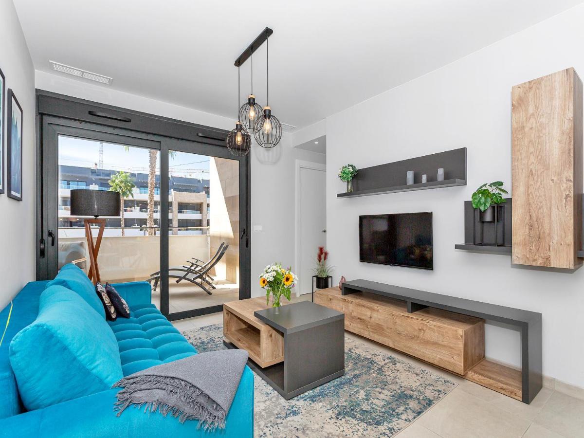 Lovely First Floor Apartment, Heating Pool ! Аликанте Экстерьер фото